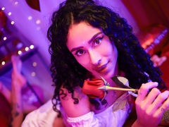 BonettSmith - female with brown hair webcam at LiveJasmin