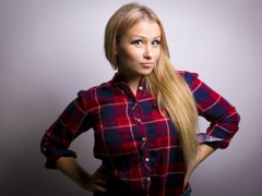 KimberlyGold - blond female with  big tits webcam at ImLive