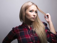 KimberlyGold - blond female with  big tits webcam at ImLive