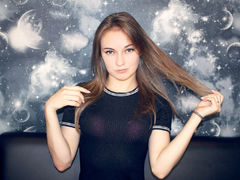 BonnieJoon - female with brown hair webcam at LiveJasmin