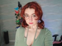 BonnyBloom - female with red hair and  big tits webcam at LiveJasmin