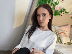 BonyaRed from LiveJasmin