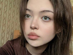 BreannaHagert - female with brown hair webcam at LiveJasmin