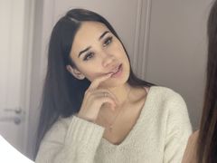 BrendaFlowery - female with black hair webcam at LiveJasmin