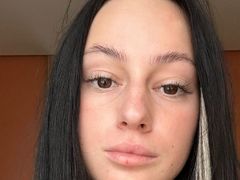 BrittaneyCompres - female with brown hair webcam at LiveJasmin