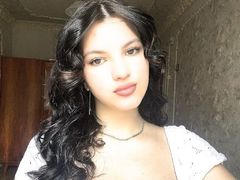 BrookeStommes - female with brown hair and  big tits webcam at LiveJasmin