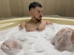 BrunoWalker - male webcam at LiveJasmin