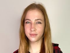 BuenaBristol - blond female webcam at LiveJasmin