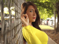 CamilaRojas - female with red hair webcam at LiveJasmin