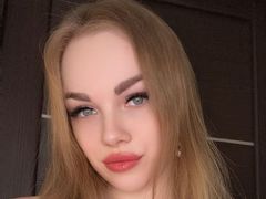 MilanaRitkins - blond female with  big tits webcam at LiveJasmin