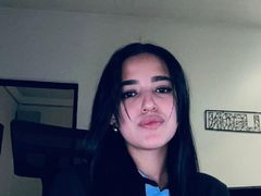 CaramellGema from LiveJasmin