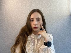 CarinaDescoteau from LiveJasmin