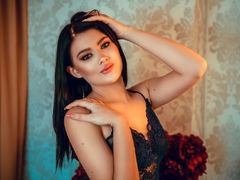 CarlaDaze - female with black hair webcam at LiveJasmin