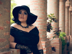 CarlaJean - female with brown hair and  big tits webcam at LiveJasmin