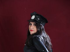 Carlaxxxx - female with black hair webcam at LiveJasmin