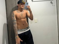 CarlesBig from LiveJasmin