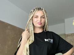 CarmenEli - blond female webcam at LiveJasmin