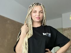 CarmenEli from LiveJasmin