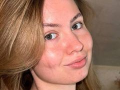 CarolMeinhard - blond female webcam at LiveJasmin