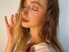 CarolinaAres - blond female webcam at LiveJasmin