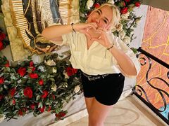 CarolinaEsteban from LiveJasmin