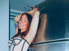CarolinaKis - female with red hair webcam at LiveJasmin