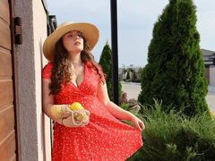 CarrieBarnett - blond female webcam at LiveJasmin