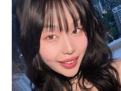 CarrieJung from LiveJasmin