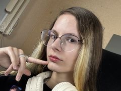 CarrieRoses from LiveJasmin