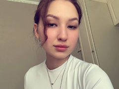 CarynGaudioso from LiveJasmin