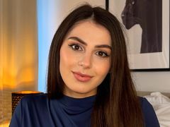 CasieDaisy - female with brown hair webcam at LiveJasmin