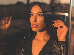 CassFox - female with brown hair webcam at LiveJasmin