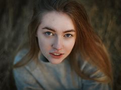 CassieEvansson - female with brown hair webcam at LiveJasmin