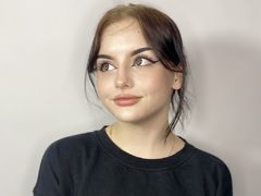 CateBeddingfield from LiveJasmin