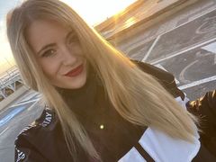 CaterinaGreen from LiveJasmin