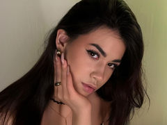 CatherineBlaur - female with black hair webcam at LiveJasmin
