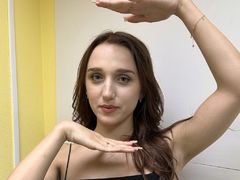 CathrynDonnay - female with brown hair webcam at LiveJasmin