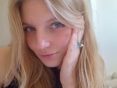 CatinSelina from LiveJasmin