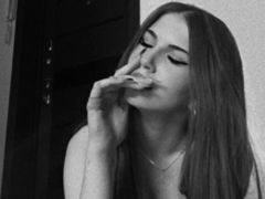 CatriceDobos from LiveJasmin