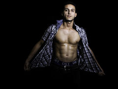 camiloohotxx from LiveJasmin