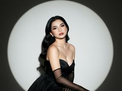 CelesteRacal - shemale with black hair webcam at LiveJasmin