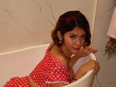 CelianaCarolina - shemale with brown hair webcam at LiveJasmin