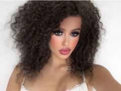 CelineCherie - female with brown hair webcam at xLoveCam