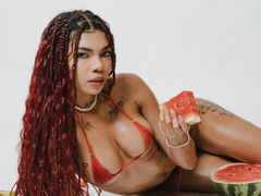 CelineMoretti - female with black hair and  big tits webcam at LiveJasmin