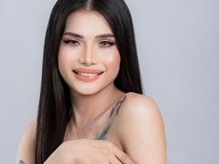 ChaBalot - shemale webcam at LiveJasmin