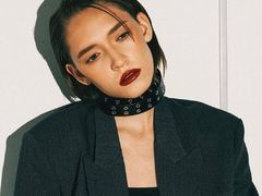 ChanelSimes - female with brown hair webcam at LiveJasmin