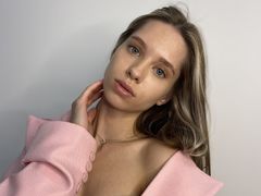 CharleneHill from LiveJasmin