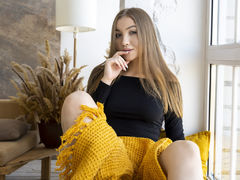 CharleneTurner - female with red hair webcam at LiveJasmin