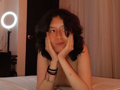 CharlotteBlade from LiveJasmin