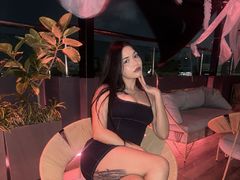 CharlotteParis from LiveJasmin